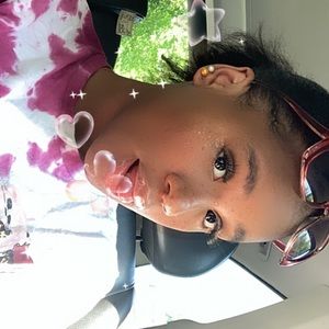 Meet your Posher, Kyla